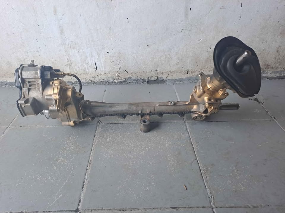 Electronic steering rack Ford Focus 13- - Private Seller