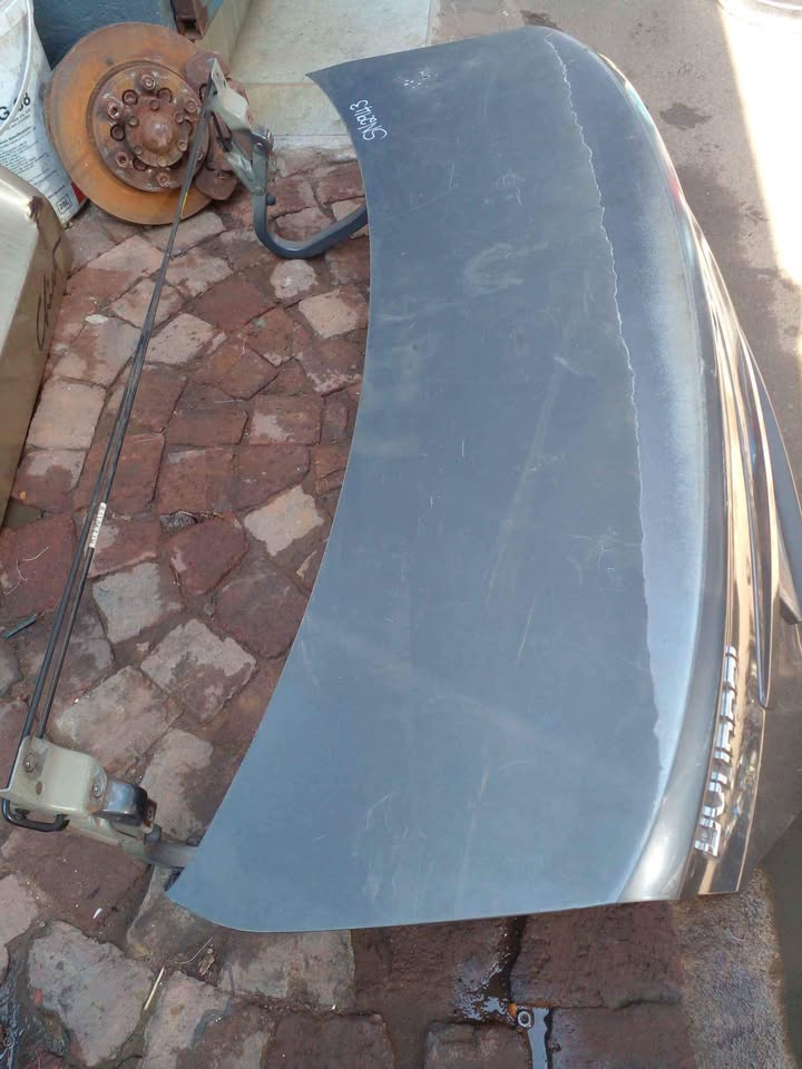 2011 Hyundai Accent Bootlid - Private Seller 2011 Hyundai Accent Bootlid - Private Seller