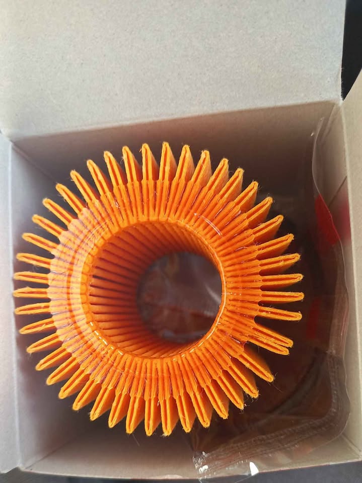 ORIGINAL TOYOTA / SUZUKI FILTERS & GEARKNOBS - Private Seller ORIGINAL TOYOTA / SUZUKI FILTERS & GEARKNOBS - Private Seller