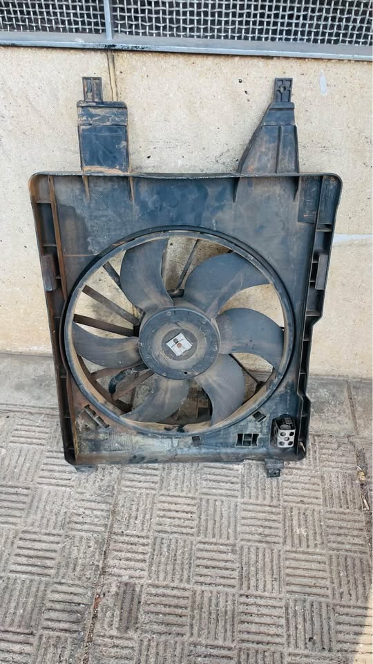 Renault Megan 2 fan - Private Seller