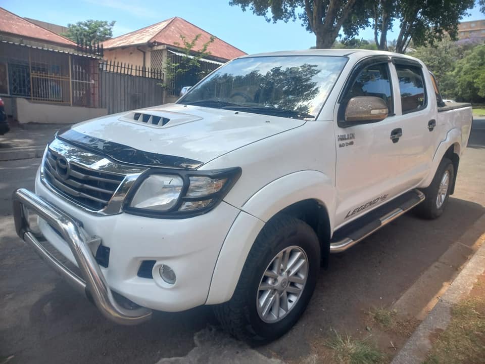 2013 TOYOTA HILUX D/C 3.0 D4D DIESEL, MANUAL 4X4, WHITE COLOR