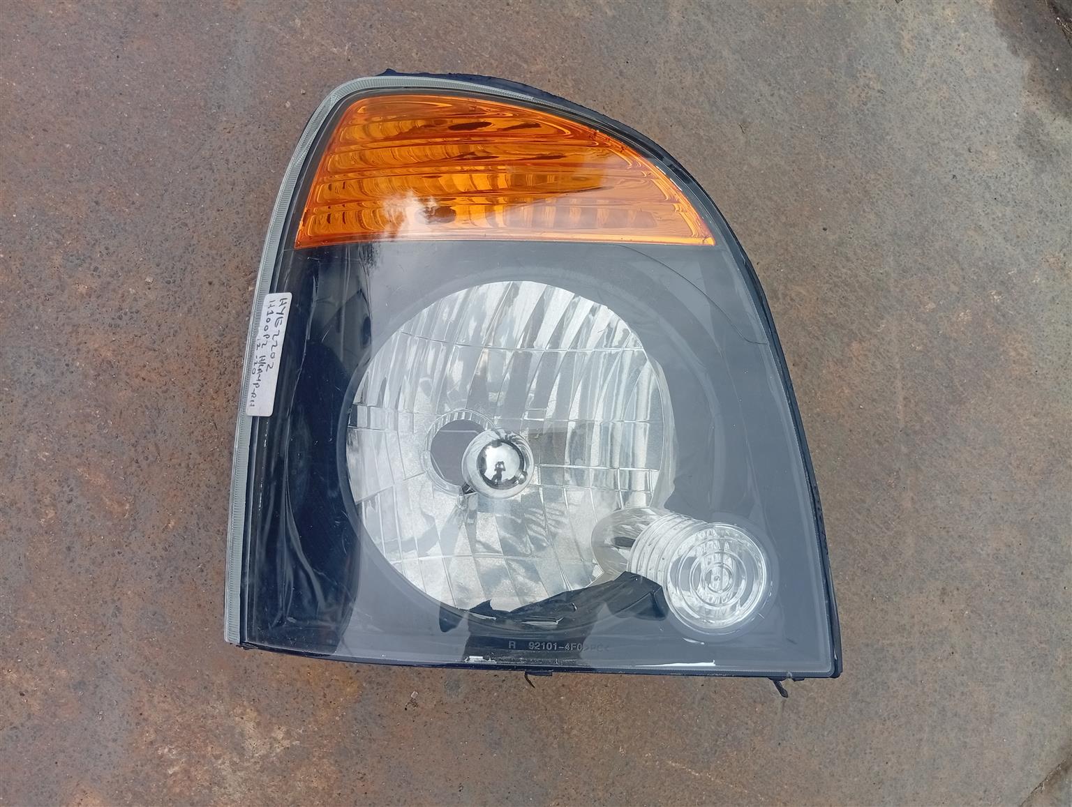2012-2020 Hyundai h100 right headlight - Private Seller 2012-2020 Hyundai h100 right headlight - Private Seller