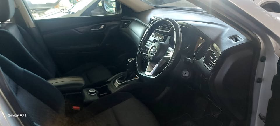 Nissan Xtrail 2.5 4x4 Automatic petrol 7seater