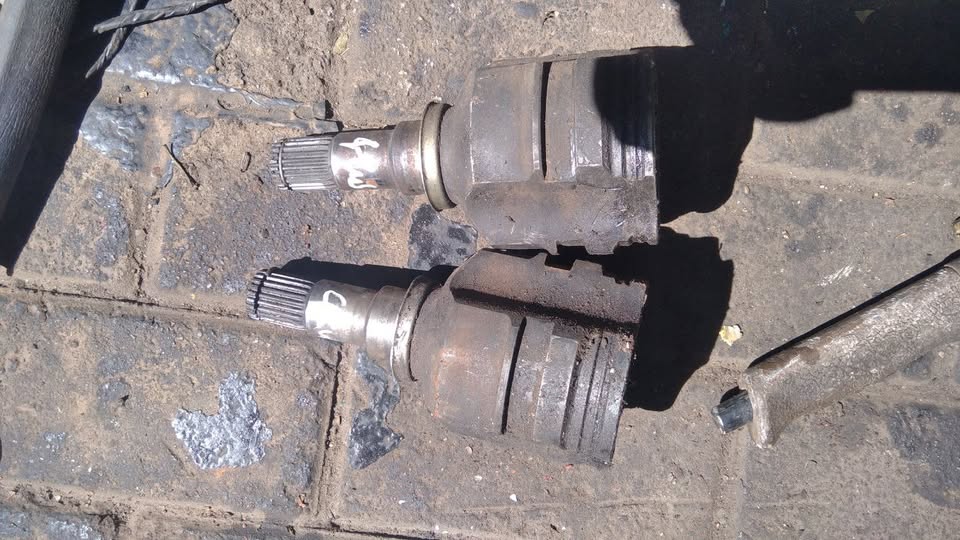FORD FOCUS CV JOINTS FOR SALE - Private Seller FORD FOCUS CV JOINTS FOR SALE - Private Seller