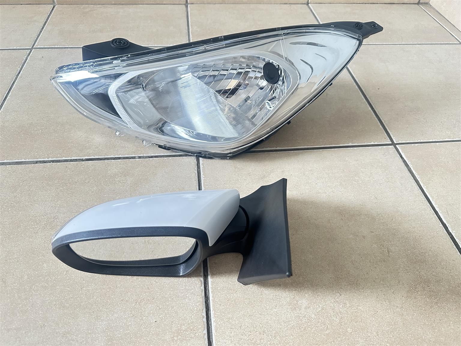 2020 Hyundai Atos Left Hand Side Headlight And Mirror - Private Seller
