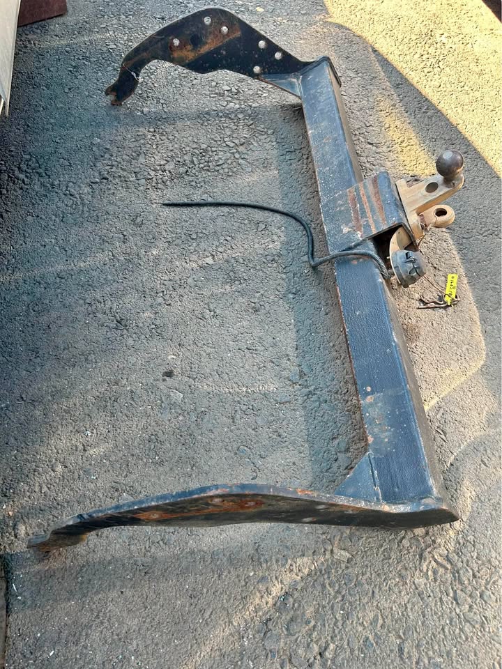 2014 Mazda BT50 Towbar Available @Circle 7 Used Parts Call or WhatsApp - Private Seller 2014 Mazda BT50 Towbar Available @Circle 7 Used Parts Call or WhatsApp - Private Seller