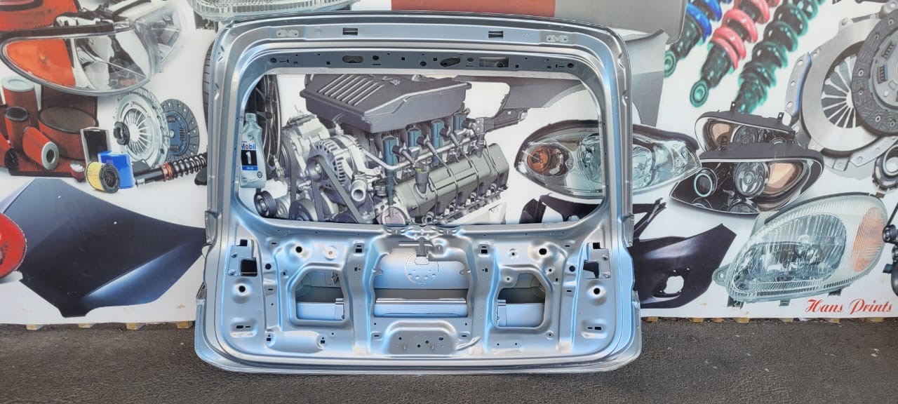 2019 VW TOUAREG TAILGATE SHELL FOR SALE. IN EXCELLENT CONDITION - Private Seller 2019 VW TOUAREG TAILGATE SHELL FOR SALE. IN EXCELLENT CONDITION - Private Seller