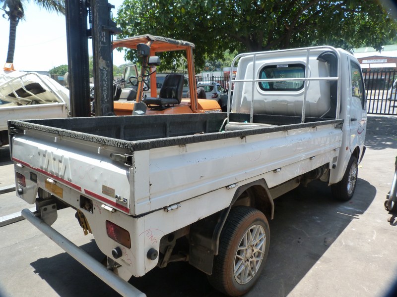 Tata Super Ace 1.4 TCIC DLS Manual White - 2013 STRIPPING FOR SPARES - Private Seller Tata Super Ace 1.4 TCIC DLS Manual White - 2013 STRIPPING FOR SPARES - Private Seller