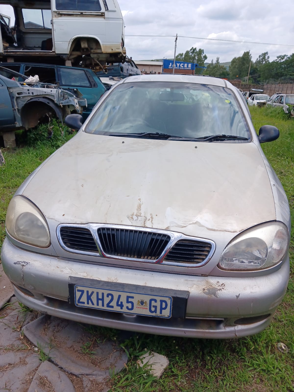 DAEWOO LANOS HATCHBACK VERY GOOD CONDITION FOR STRIPPING CALL FOR INFO - Private Seller DAEWOO LANOS HATCHBACK VERY GOOD CONDITION FOR STRIPPING CALL FOR INFO - Private Seller
