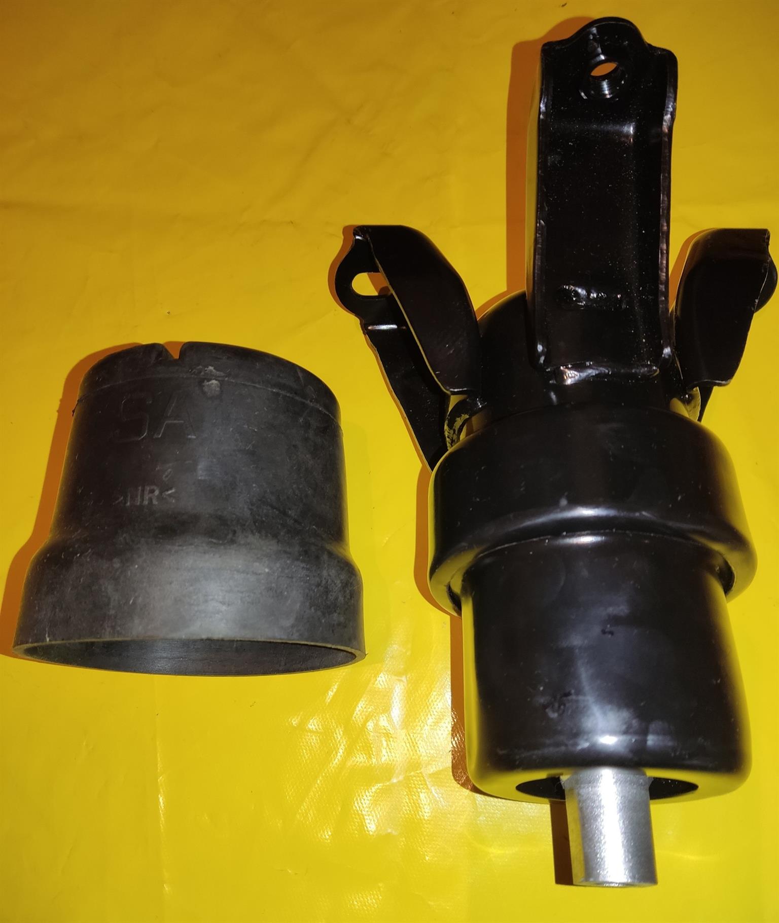 Engine Mounting Front Toyota Camry Automatic 200I, Si, 220Sei, Si. (92-01)