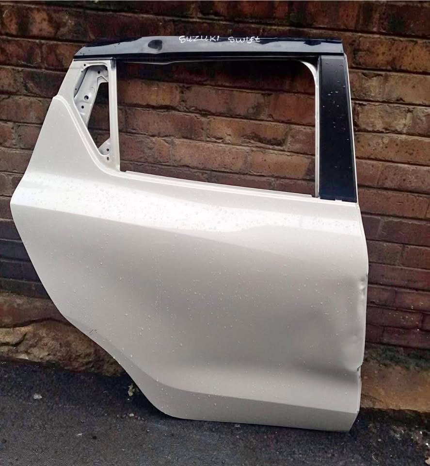 Suzuki Swift door - Private Seller Suzuki Swift door - Private Seller