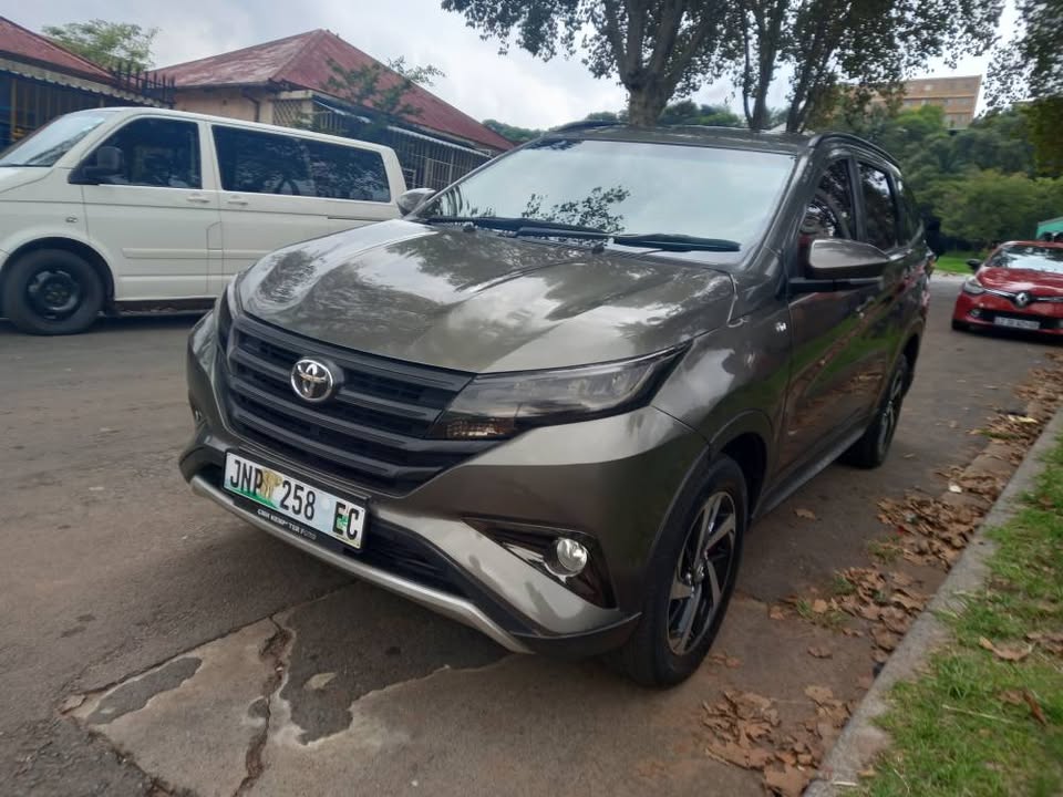 2020 Toyota Rush 1.5 VVTI Petrol, Manual, Grey, 78000kms