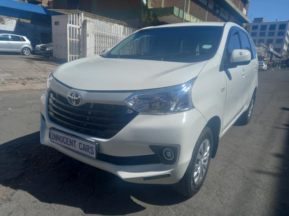 2020 TOYOTA AVANZA 1.5SX PETROL, MANUAL TRANSMISSION WHITE COLOUR