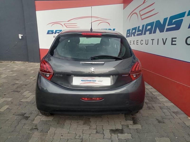 Used 2017 Peugeot 208 1.0 Pop Art - Private Seller Used 2017 Peugeot 208 1.0 Pop Art - Private Seller
