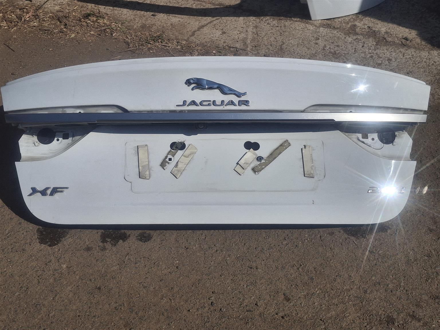 2018 Jaguar XF Boot Lid for sale - Private Seller 2018 Jaguar XF Boot Lid for sale - Private Seller