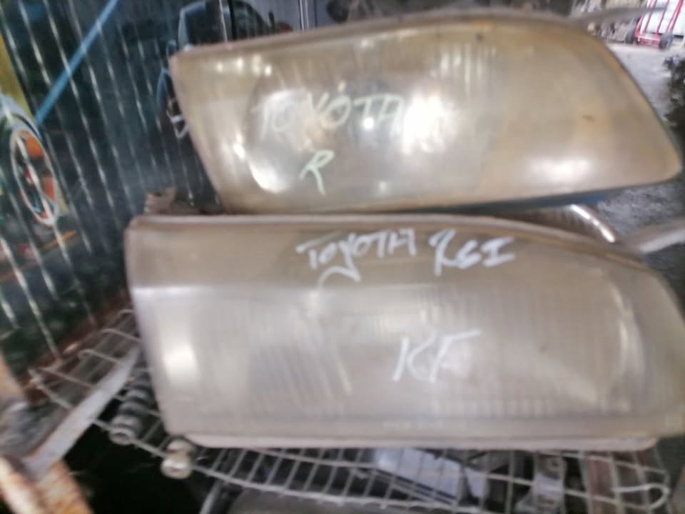 TOYOTA RSI HEADLIGHT - Private Seller TOYOTA RSI HEADLIGHT - Private Seller