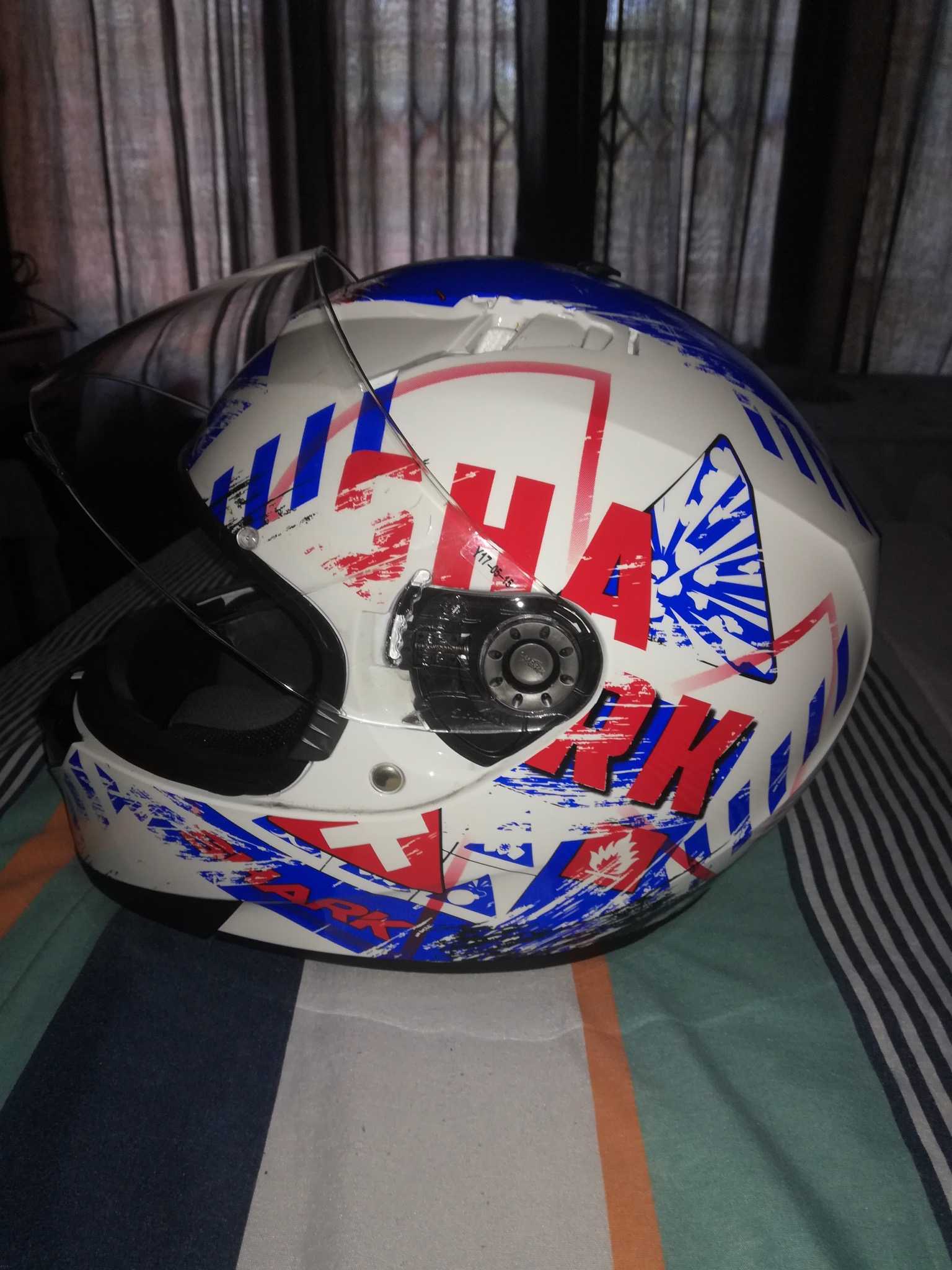 Shark helmet size small,almost brand new,only used a few times