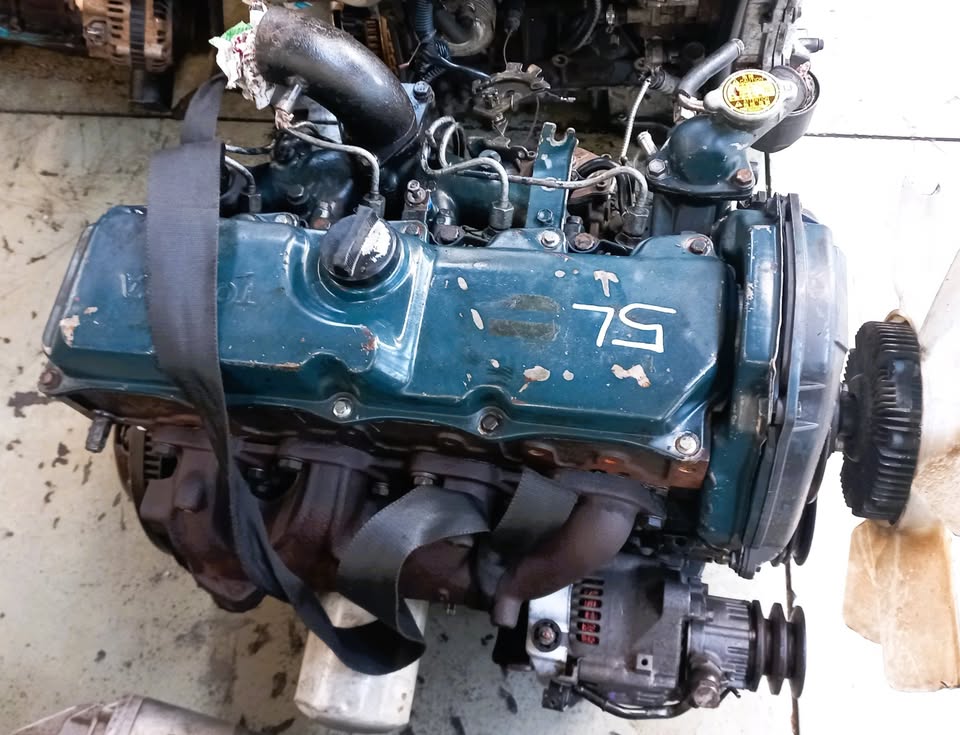 Toyota Hilux 3.0 4 Cylinder Diesel Engine (5L) - Private Seller Toyota Hilux 3.0 4 Cylinder Diesel Engine (5L) - Private Seller