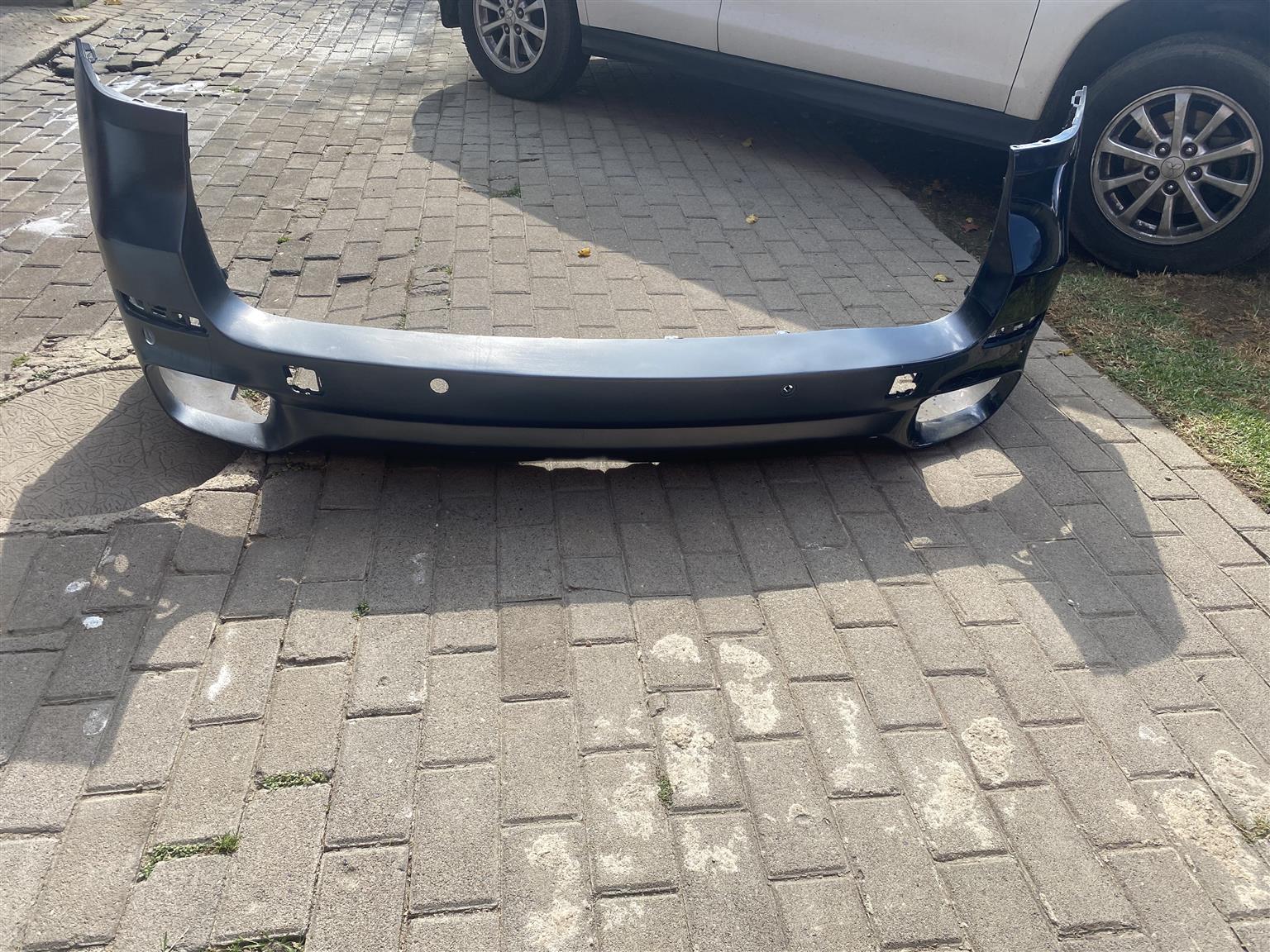 2017 BMW X5 F15 M-SPORT REAR BUMPER FOR SALE. IN EXCELLENT CONDITION 2017 BMW X5 F15 M-SPORT REAR BUMPER FOR SALE. IN EXCELLENT CONDITION