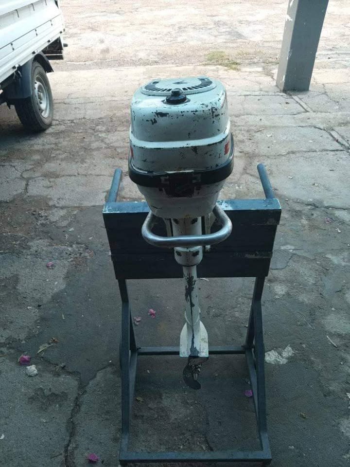 4hp Mc Culloch outboard engine