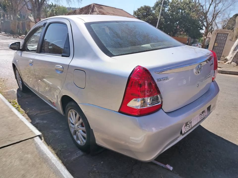 Toyota Etios 1.5 Sedan  Model 2017