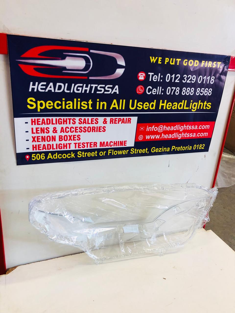 Toyota Rav4 left side headlight replacement lens - Private Seller Toyota Rav4 left side headlight replacement lens - Private Seller