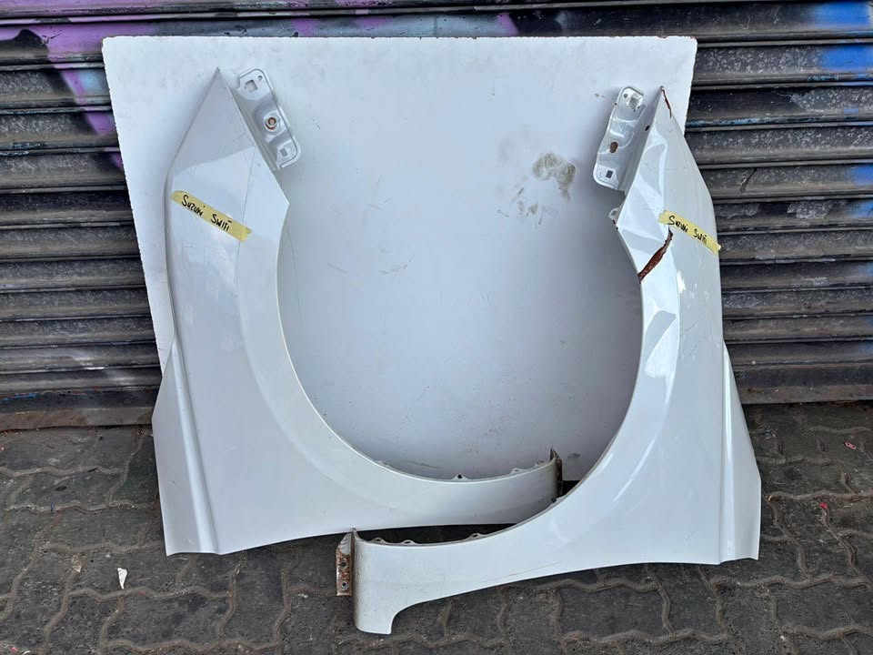 Suzuki Swifts Both sides Fender - Private Seller Suzuki Swifts Both sides Fender - Private Seller