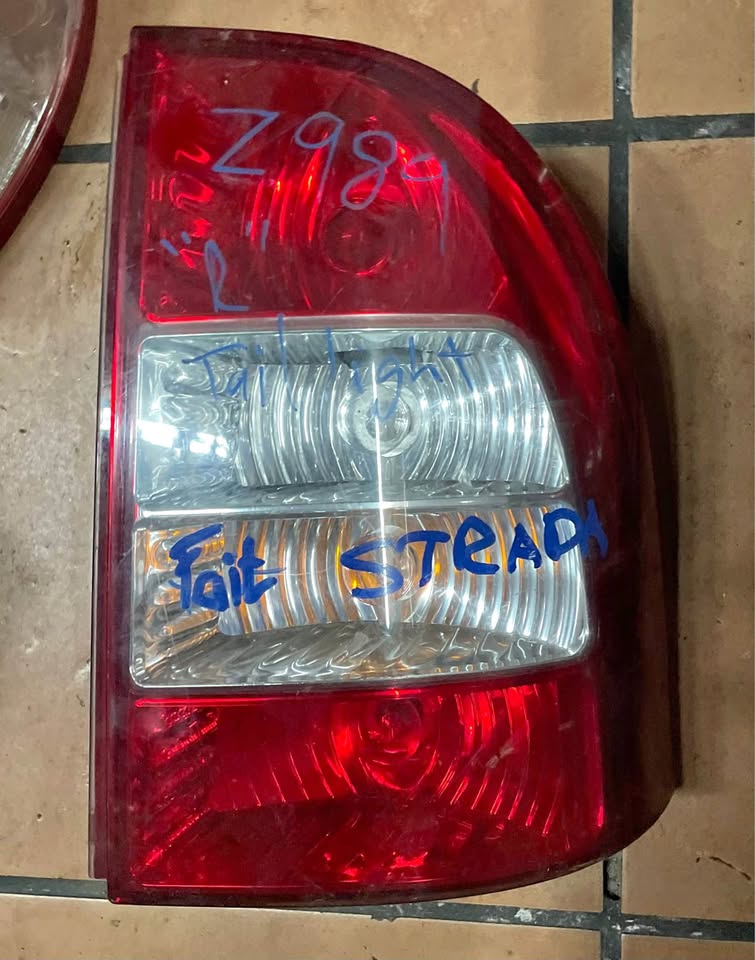 Fiat Strada taillight 2002/05 - Private Seller Fiat Strada taillight 2002/05 - Private Seller