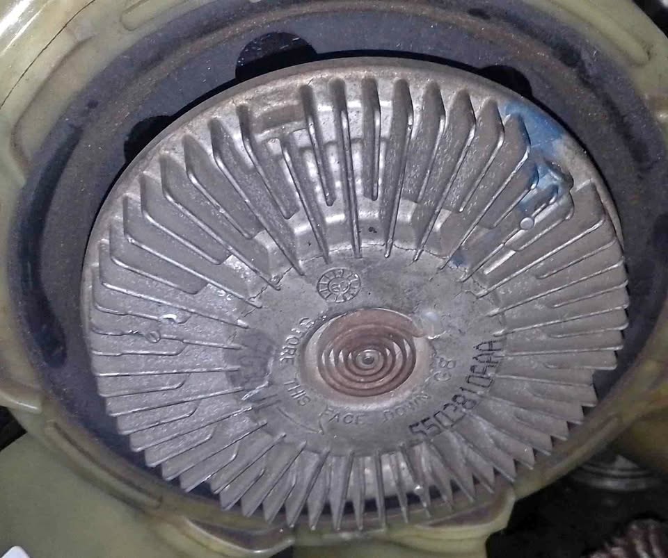 Jeep 3.7 V6 viscous clutch - Private Seller Jeep 3.7 V6 viscous clutch - Private Seller