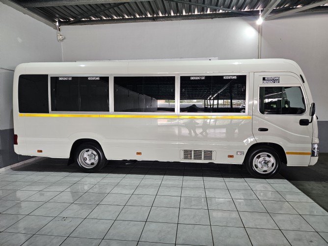 2022 TOYOTA COASTER 4.0D BUS