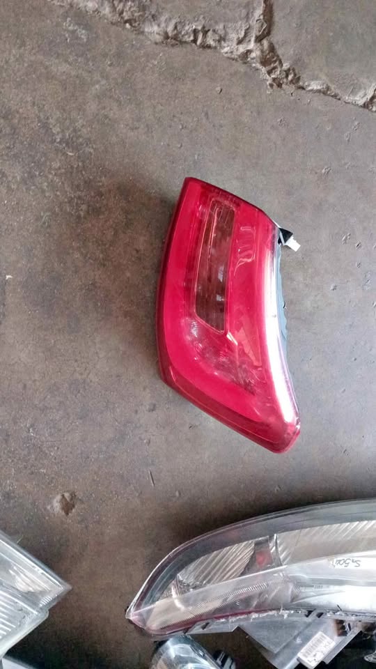 Kia cerato taillight - Private Seller Kia cerato taillight - Private Seller