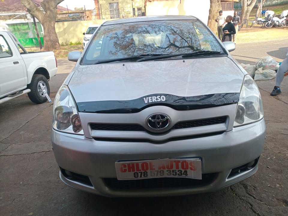 2006 Toyota Verso 160 Silver, Manual, Petrol, 85000km