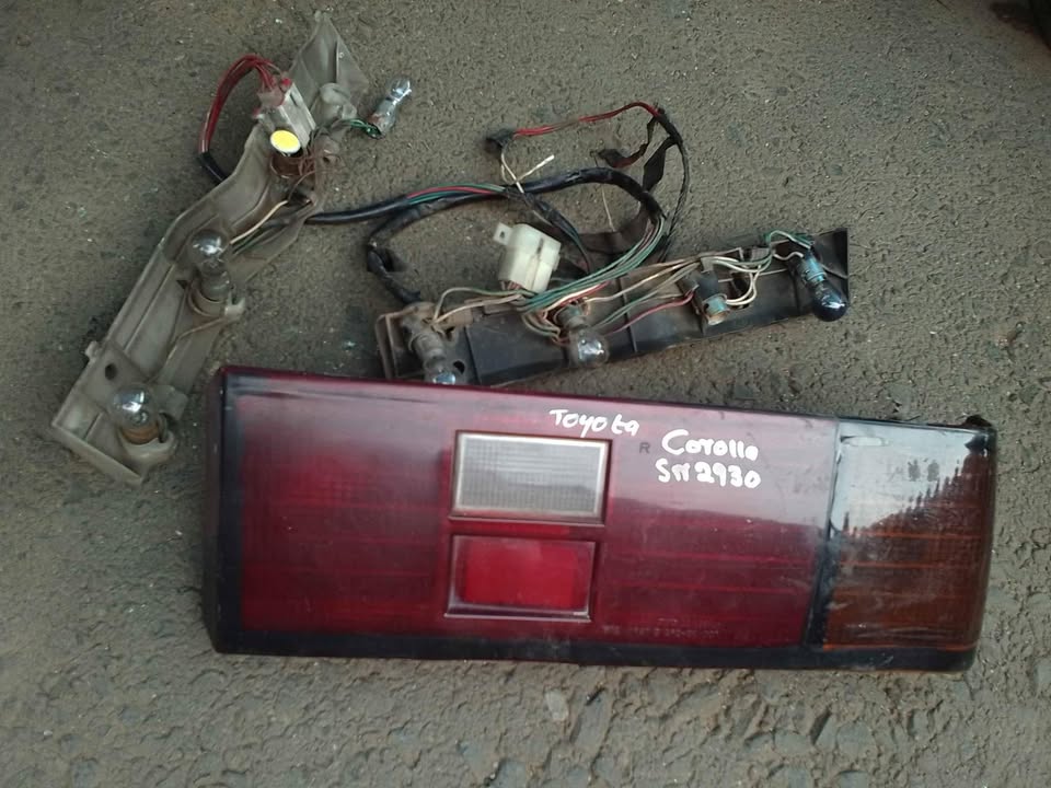 Toyota Corolla 3T taillight - Private Seller