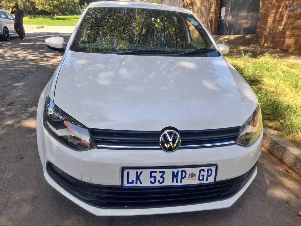 VW polo Vivo 1.0 GT 2020 white manual petrol code2