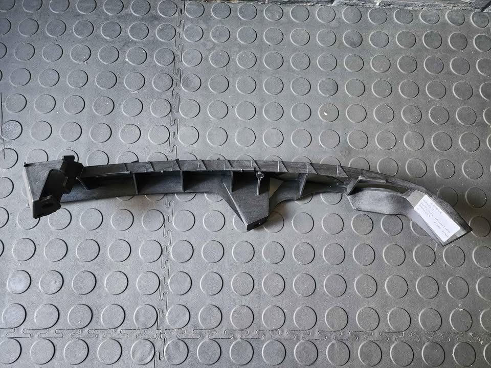 MAZDA 3 HEADLIGHT BRACKET - RHS
