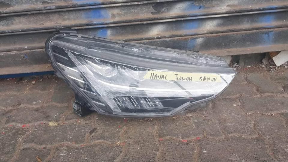 Haval Jolion xenon headlight - Private Seller Haval Jolion xenon headlight - Private Seller
