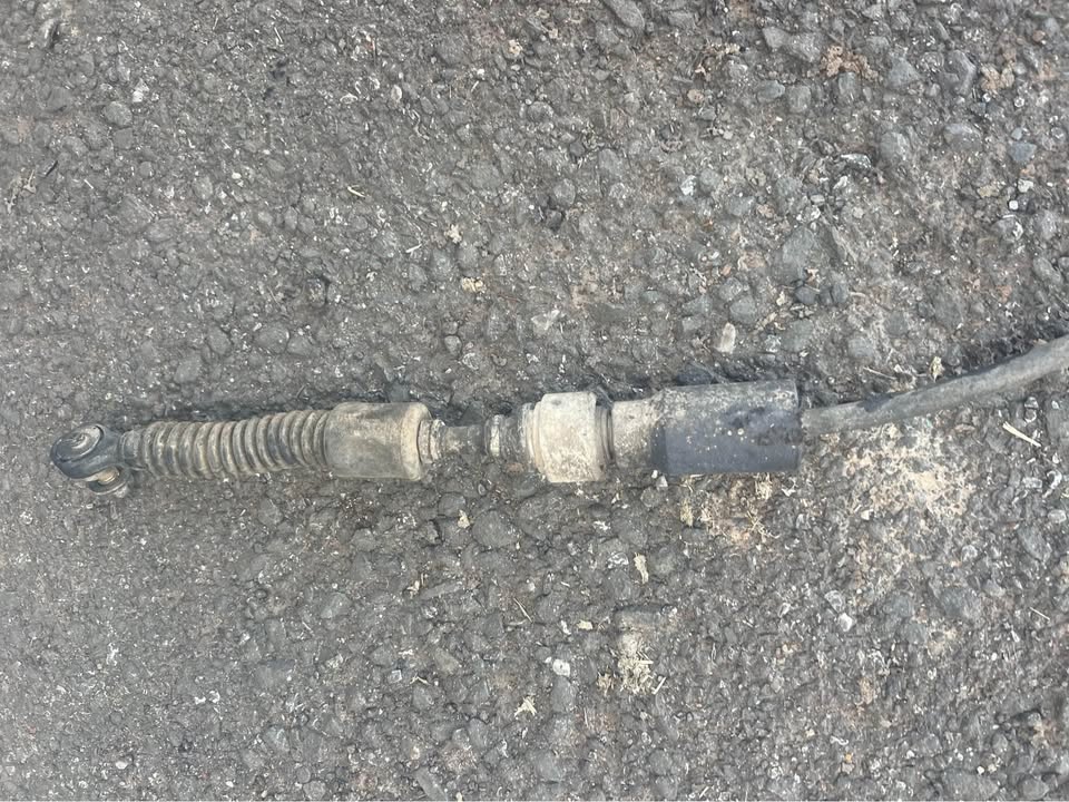 2006 toyota prado shifter cable call or whatsapp or - Private Seller 2006 toyota prado shifter cable call or whatsapp or - Private Seller