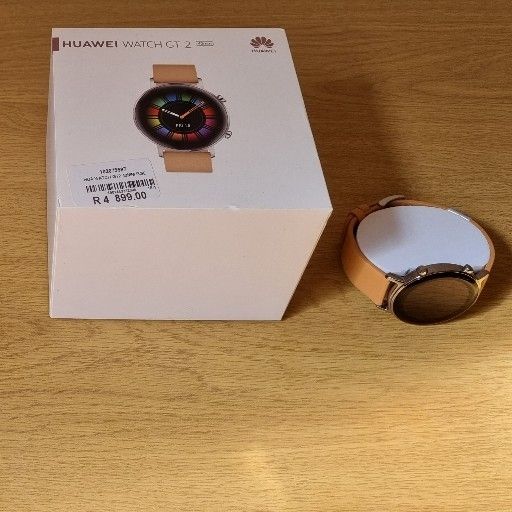 Huawei Nova 5T + Huawei GT2 42mm Beige | Junk Mail