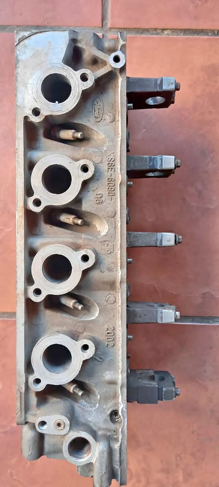 Ford bantam 1.6 cylinder head - Private Seller