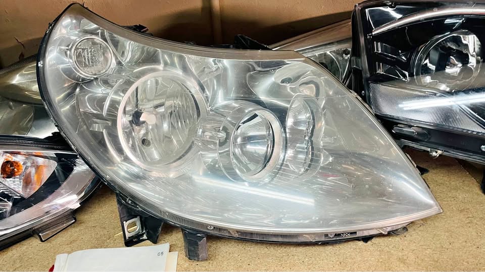 Fiat Ducato headlight Citroën Jumper headlight Peugeot Boxer headlight - Private Seller Fiat Ducato headlight Citroën Jumper headlight Peugeot Boxer headlight - Private Seller
