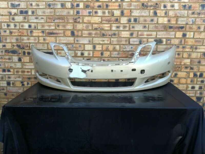 Toyota Lexus Gs300 series 190 Front Bumper - Private Seller Toyota Lexus Gs300 series 190 Front Bumper - Private Seller