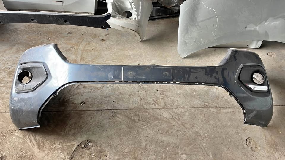 Peugeot LandTrek bumper - Private Seller Peugeot LandTrek bumper - Private Seller