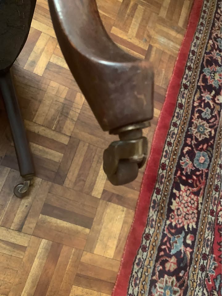 2 Antique nursing chairs