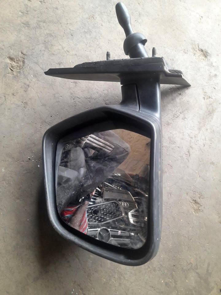 MAHINDRA KUV100 LEFT SIDE MIRROR AVAILABLE - Private Seller MAHINDRA KUV100 LEFT SIDE MIRROR AVAILABLE - Private Seller