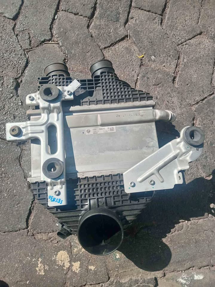 Bmw M4 f80 intercooler - Private Seller Bmw M4 f80 intercooler - Private Seller