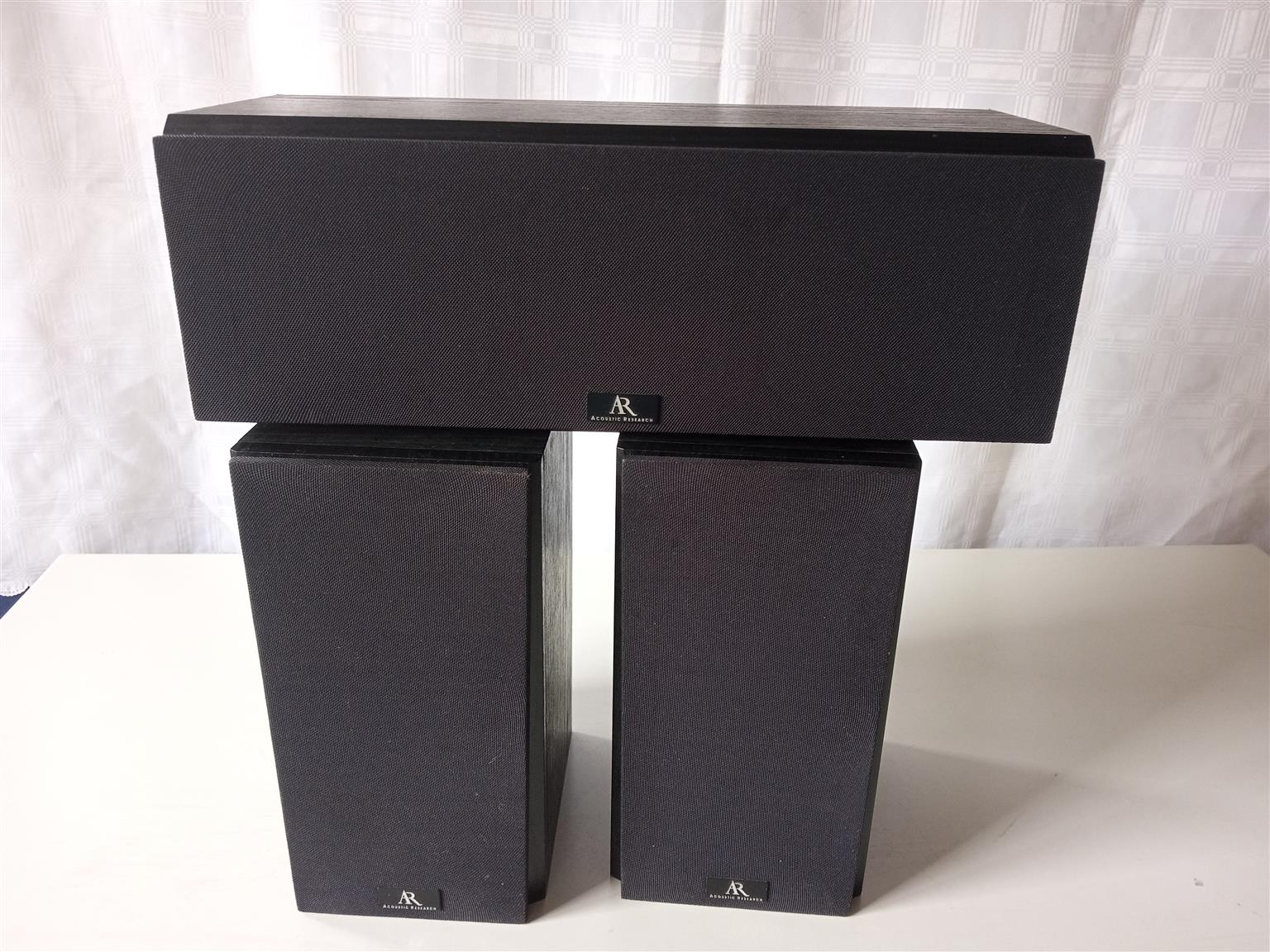 AR – Acoustic Research Surround & Centre Speakers