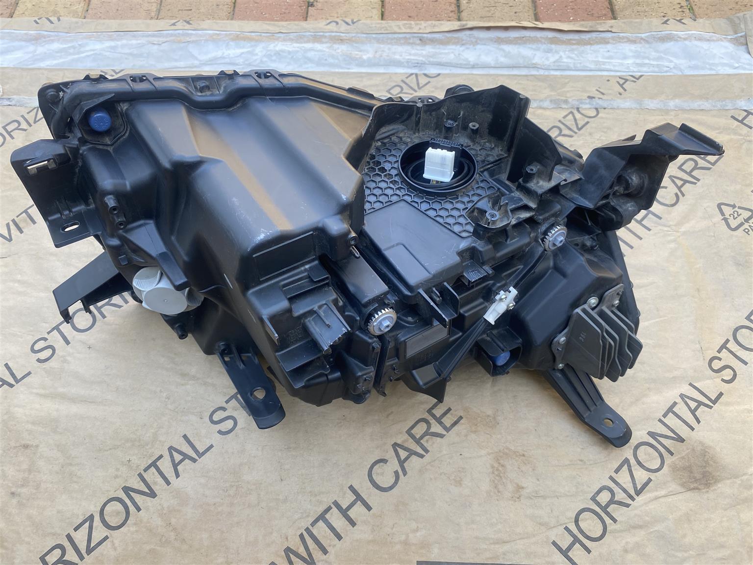 2023 TOYOTA LAND CRUISER 300 FULL LED HEADLIGHT LEFT SIDE FOR SALE