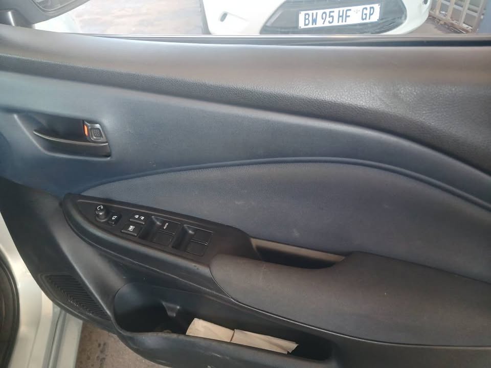 2024 TOYOTA STARLET 1.5 XS Transmission: Manual Mileage: 21000km Fueltype: Petrol Silver