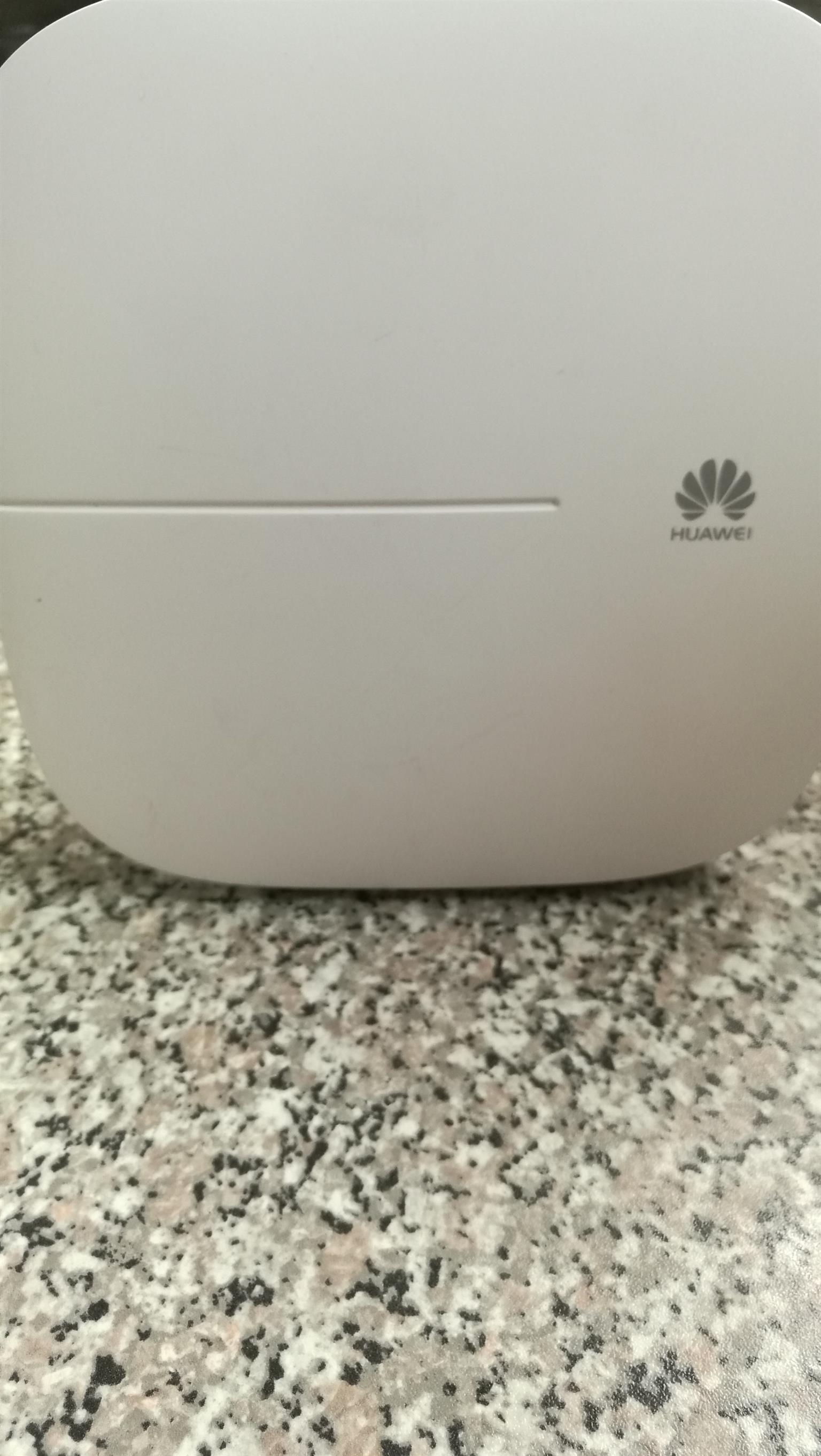 Huawei 5G CPE Outdoor Antenna AF9E Price - Huawei 5G Routers