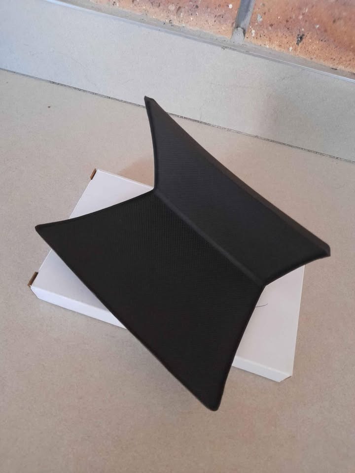 VW POLO VIVO 10/17 LOWER CENTER CONSOLE RUBBER MAT FOR SALE